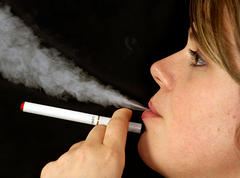 Prescription-only: Britain to regulate e-cigarettes like medicines