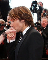 american idol judge keith urban is keen to collaborate